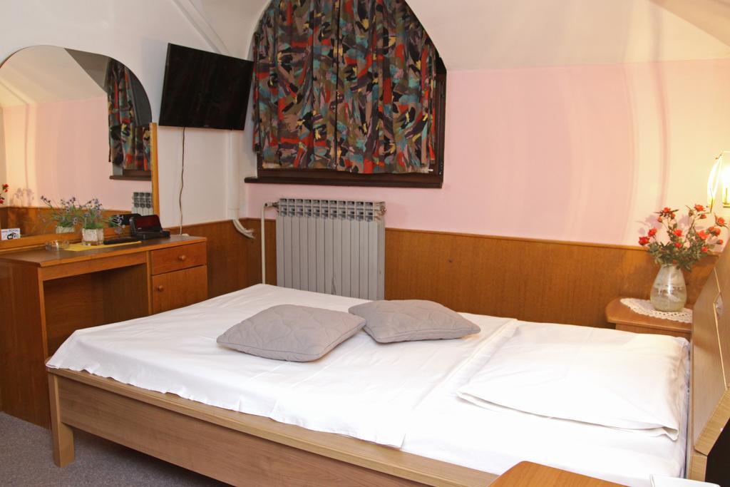 Guest House Royal Čakovec Εξωτερικό φωτογραφία